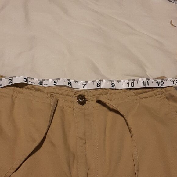 Liz Claiborne beige  Short Size 6P - Picture 7 of 11
